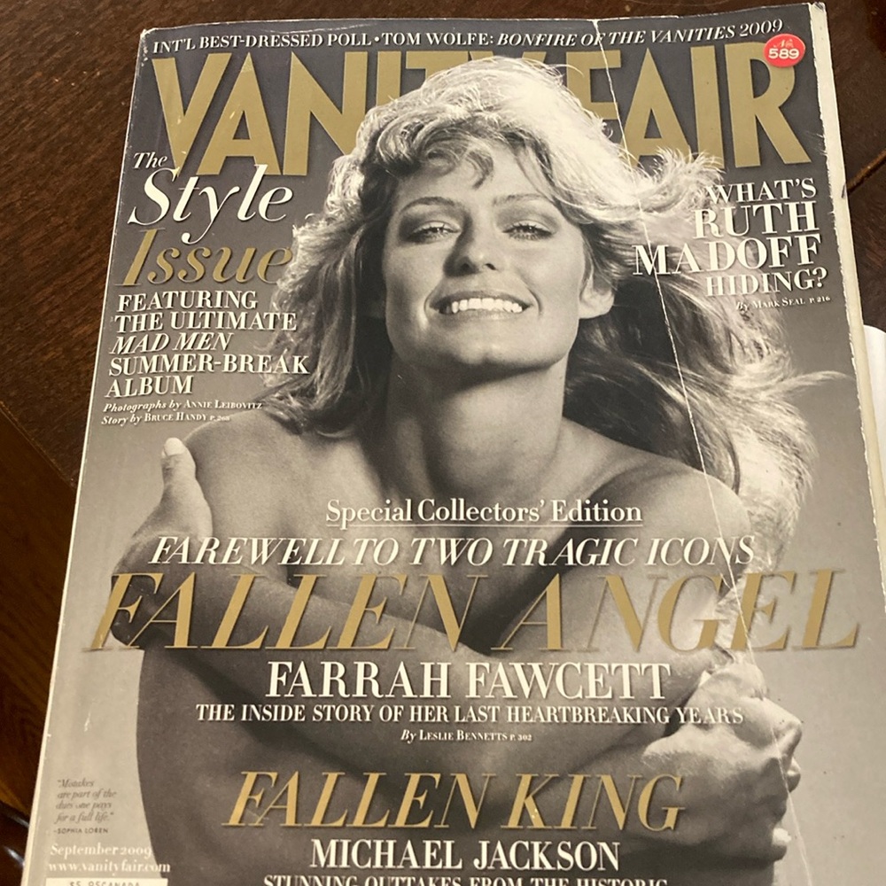 2009 VF, Fallen Angel Farrah Fawcett Mag As Found